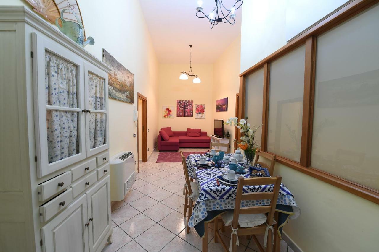 Salerno Centro Apartment Bagian luar foto