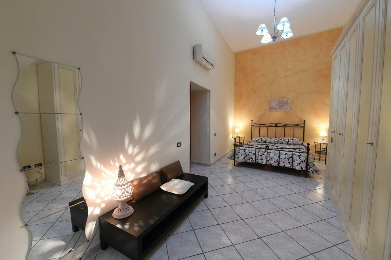 Salerno Centro Apartment Bagian luar foto