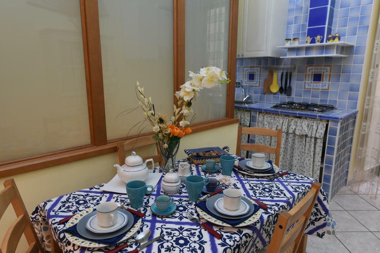 Salerno Centro Apartment Bagian luar foto